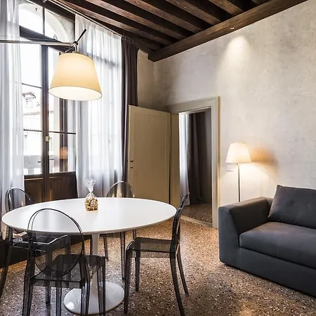 Myplace Campo Santa Margherita *